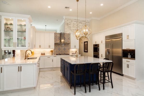 Kitchen Island Construction in Lufkin