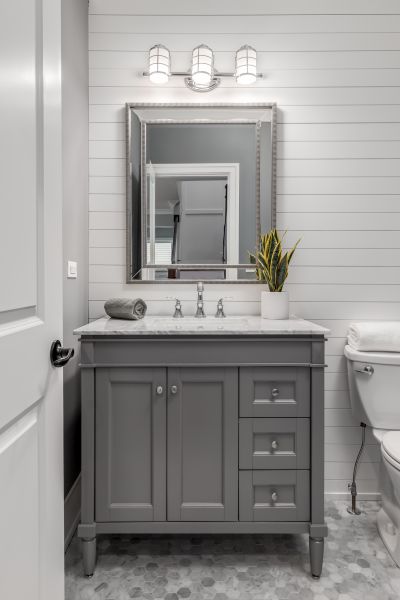 Vanity Refacing in Lufkin