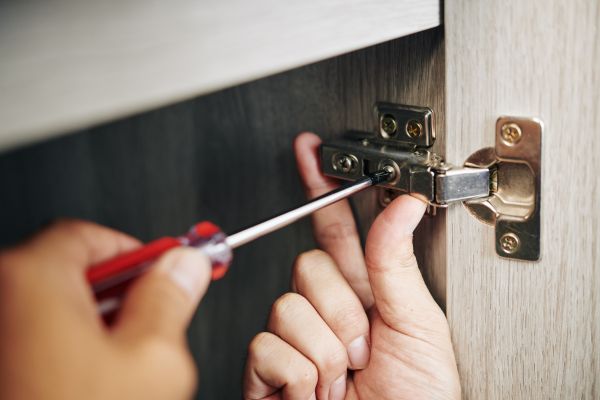 Cabinet Hinge Installation in Lufkin