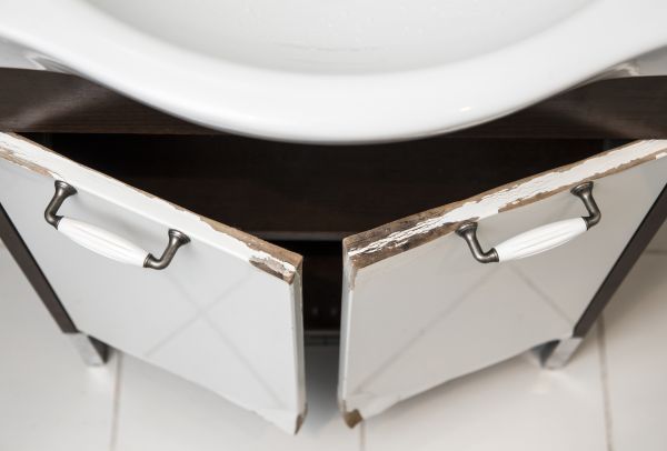 Cabinet Water Damage Repair in Lufkin